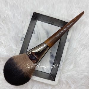 Make up for ever 128 large powder brush